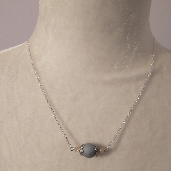 Necklace - Picture 4 of 7